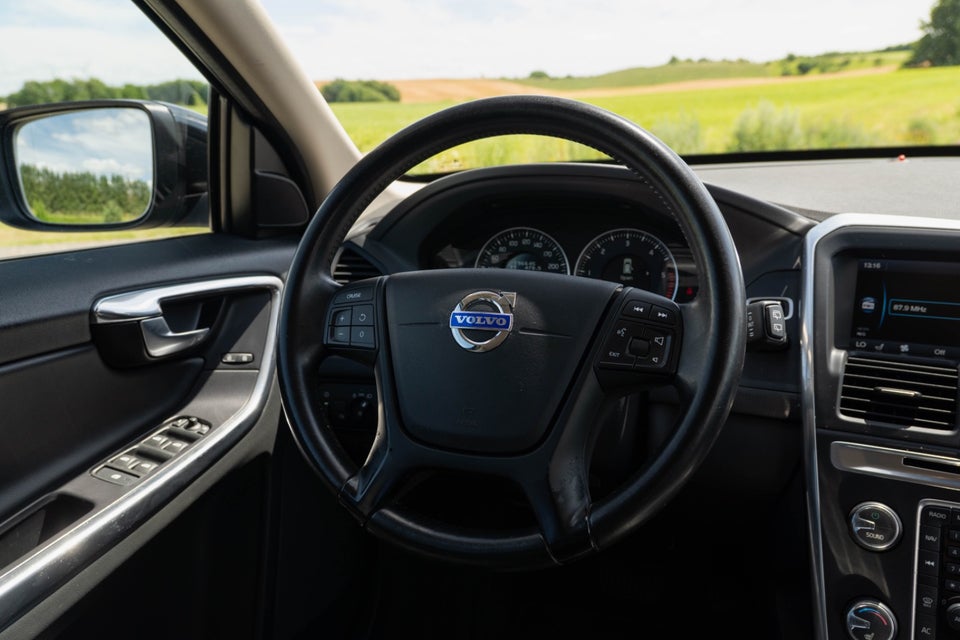 Volvo XC60 2,0 D4 163 Summum aut. 5d