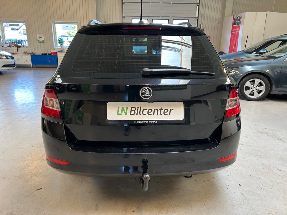 Skoda Fabia 1,0 TSi 110 Ambition Combi DSG 5d