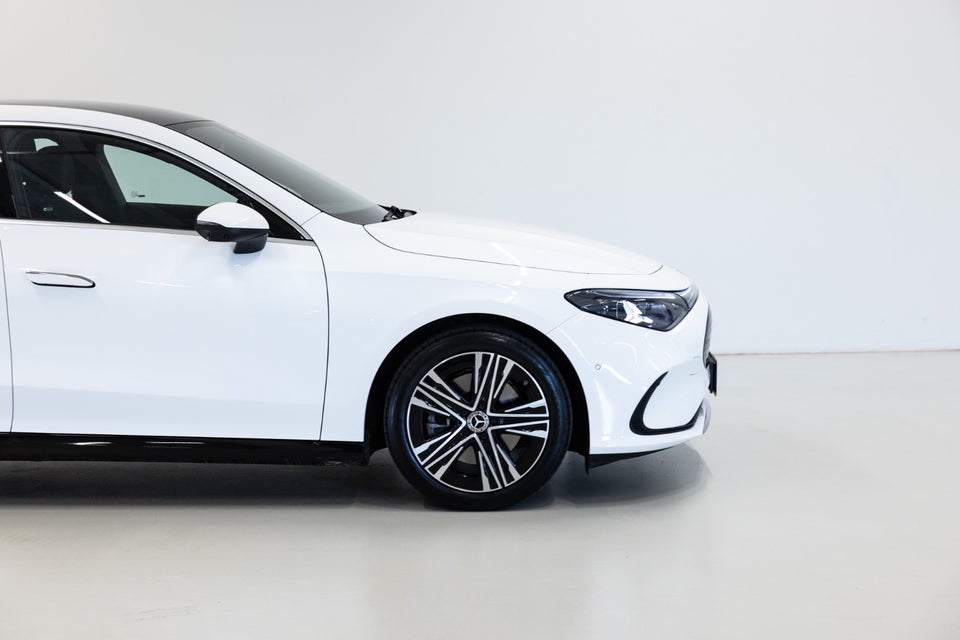 Mercedes CLA250+ EQ Progressive Advance Plus 4d