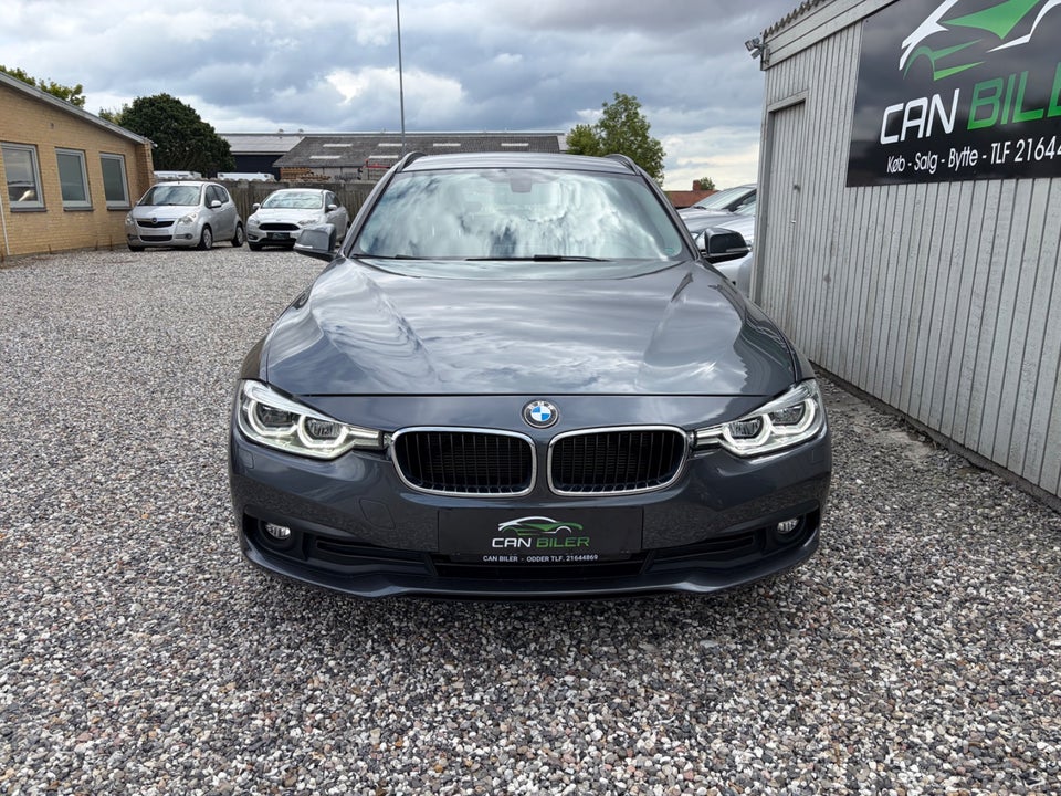 BMW 320d 2,0 Touring aut. 5d