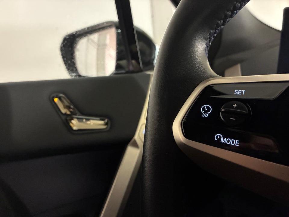 BMW iX xDrive40 Supercharged 5d