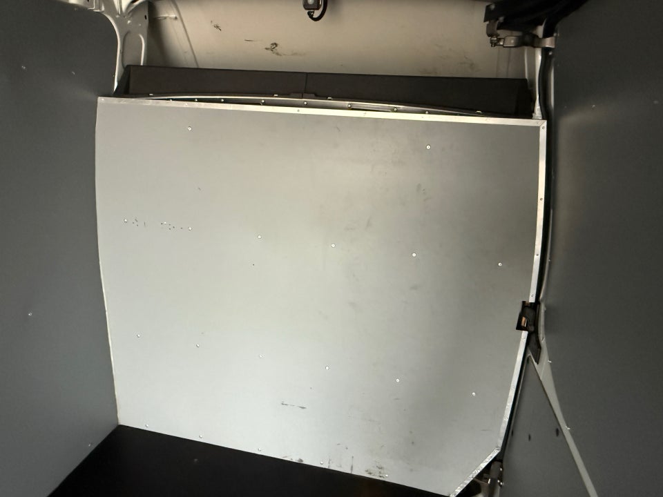 Iveco Daily 3,0 35C18 16m³ Van AG8