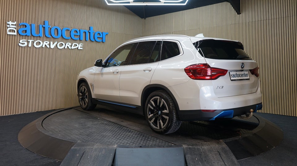 BMW iX3 Charged 5d