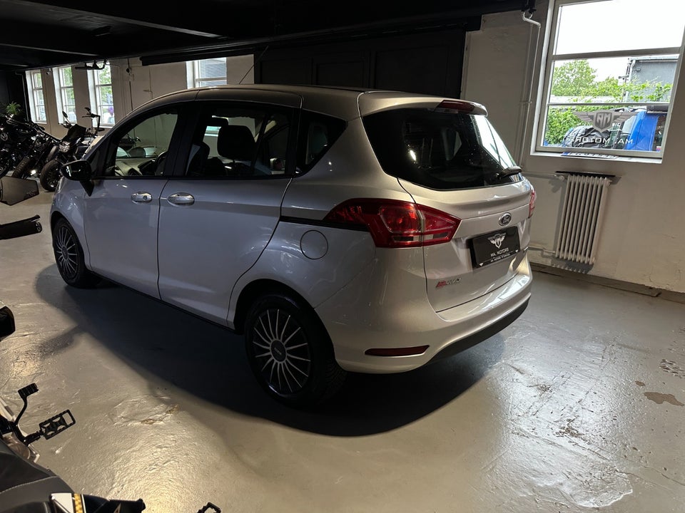 Ford B-MAX 1,0 SCTi 100 Titanium 5d