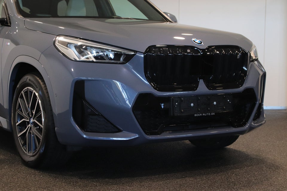 BMW iX1 xDrive30 M-Sport 5d