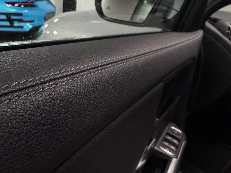 Mercedes EQA350 4Matic 5d