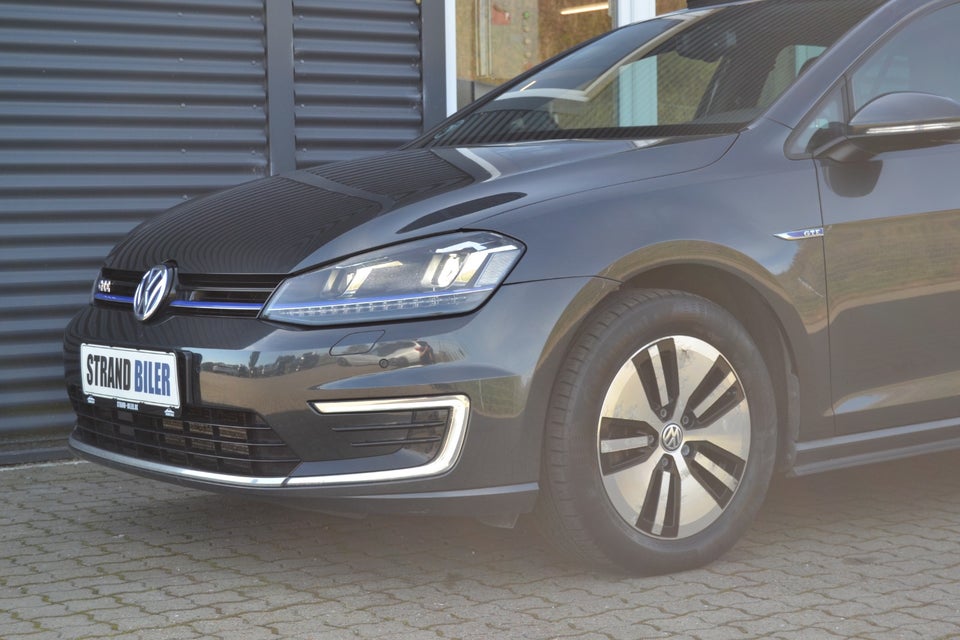 VW Golf VII 1,4 GTE DSG 5d