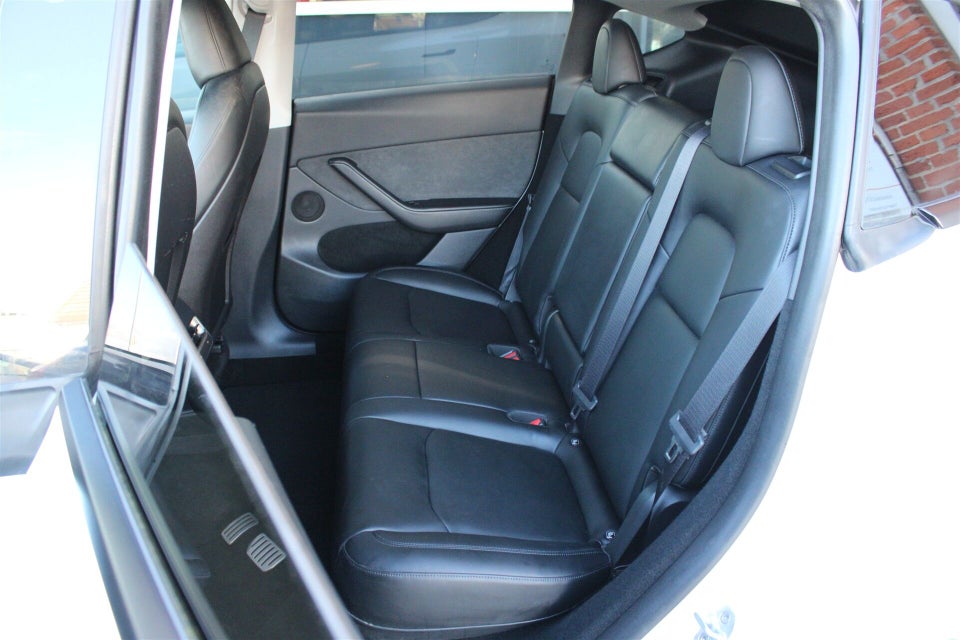 Tesla Model Y Performance AWD 5d