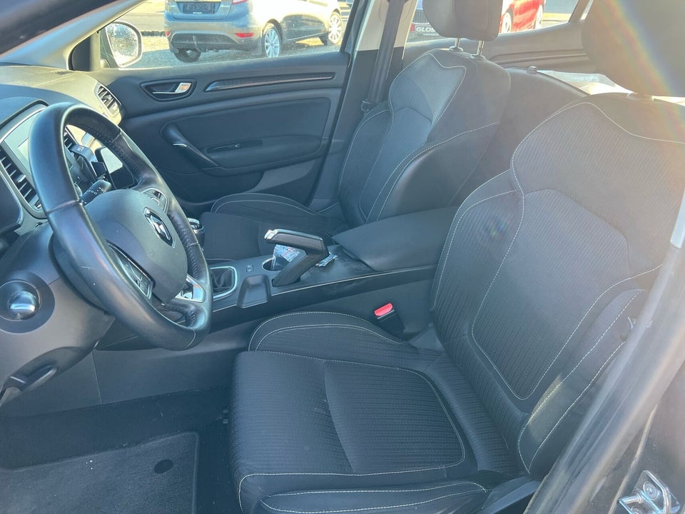 Renault Megane IV 1,2 TCe 100 Zen 5d