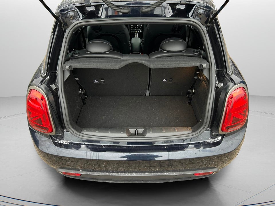 MINI Cooper SE Classic Trim 3d