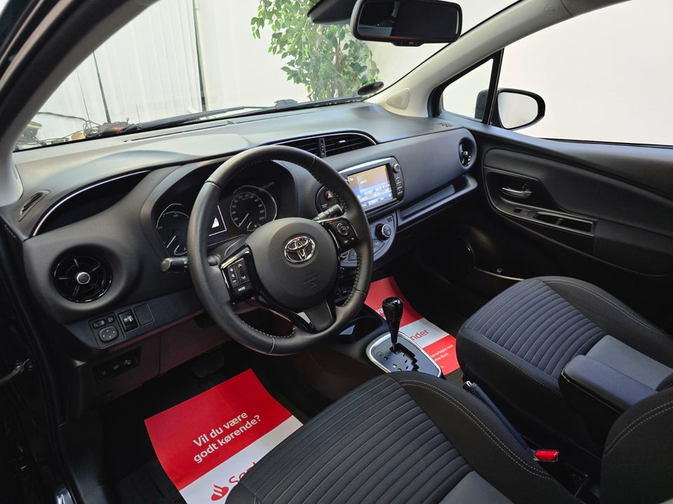 Toyota Yaris 1,5 Hybrid H3 Smart e-CVT 5d