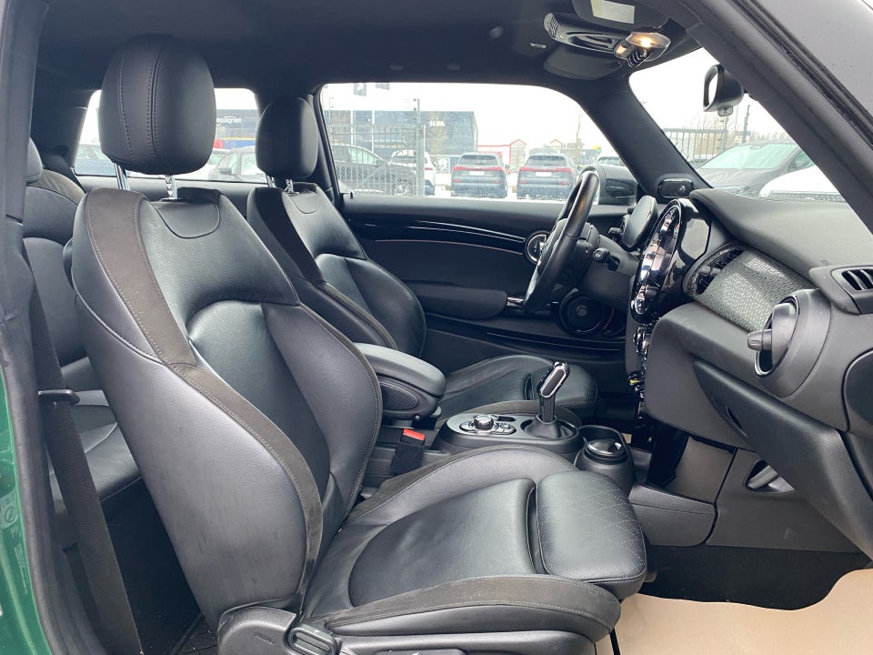 MINI Cooper SE Experience 3d