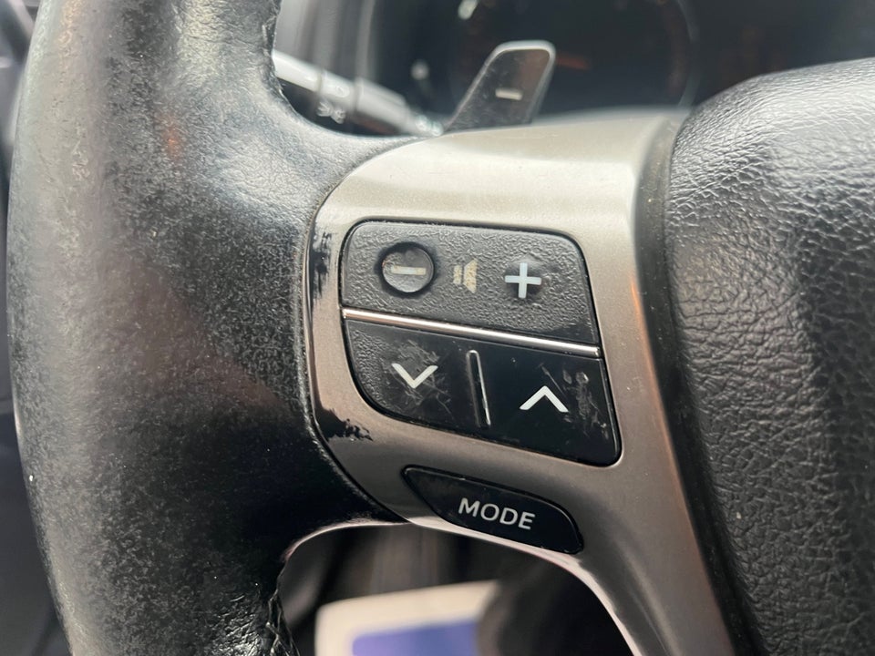 Toyota Avensis 2,2 D-CAT 150 T2 stc. aut. 5d