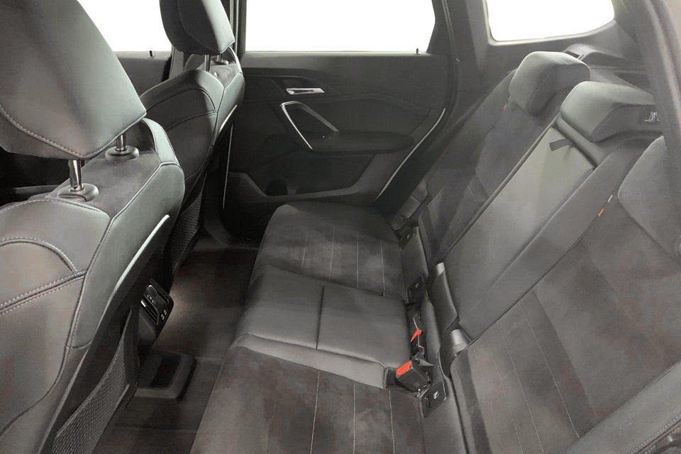 BMW iX1 xDrive30 M-Sport 5d