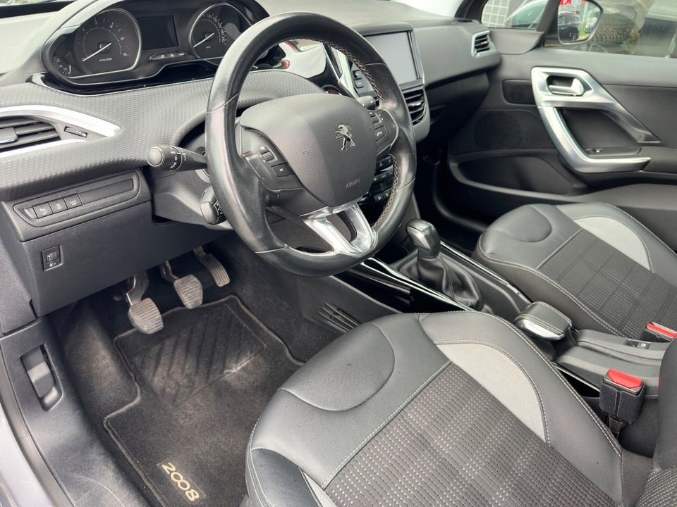 Peugeot 2008 1,6 BlueHDi 100 Desire Sky 5d