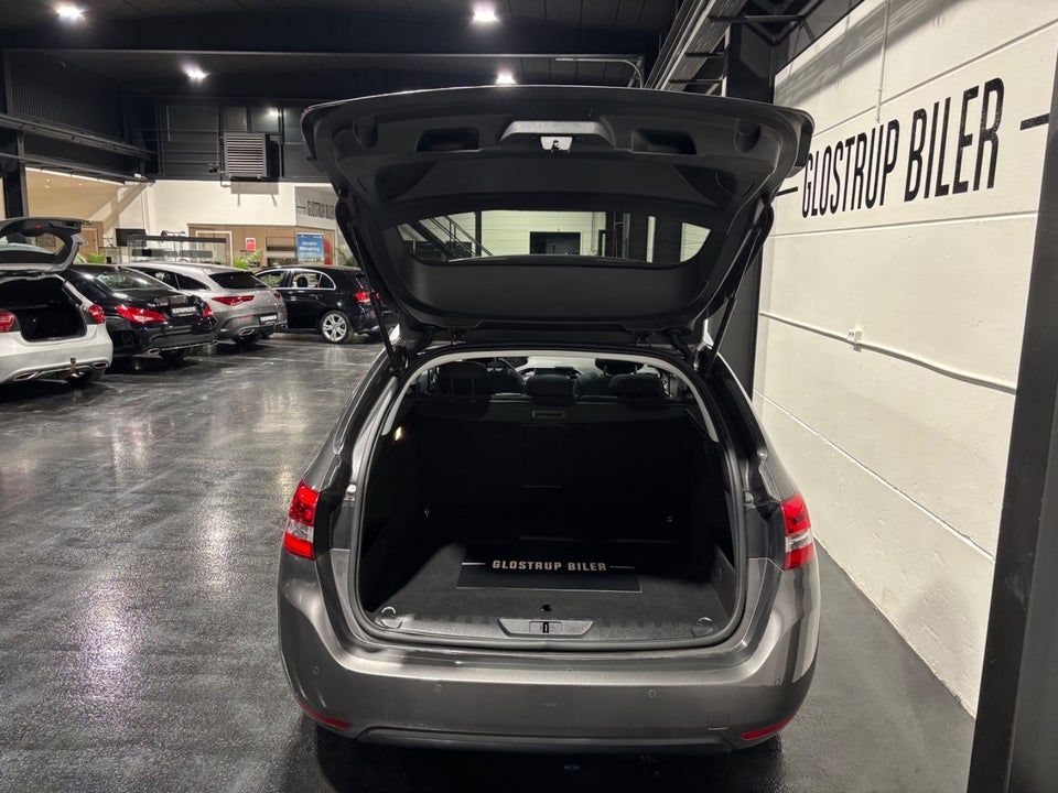 Peugeot 308 1,2 PureTech 130 Infinity SW 5d