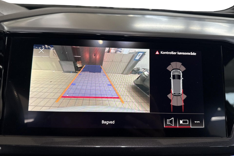 Audi Q4 e-tron 40 Attitude 5d