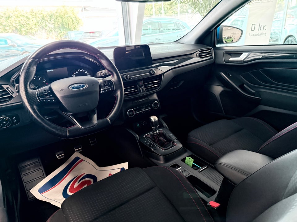 Ford Focus 1,0 EcoBoost ST-Line 5d
