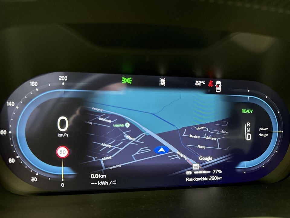 Volvo EX40 Extended Range Plus 5d