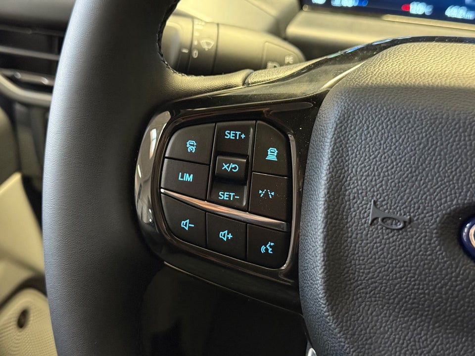 Ford Transit Custom 320 L2 2,0 EcoBlue Sport aut.