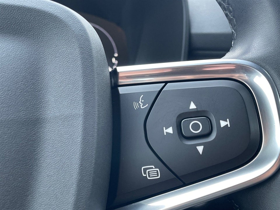 Volvo XC40 1,5 T4 ReCharge Inscription X aut. 5d