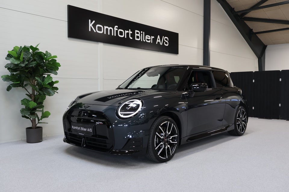 MINI Cooper SE JCW Trim XL 3d