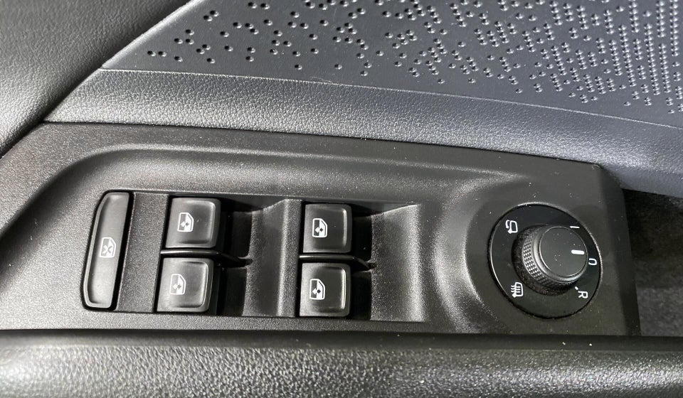 Skoda Enyaq 60 iV Suite 5d