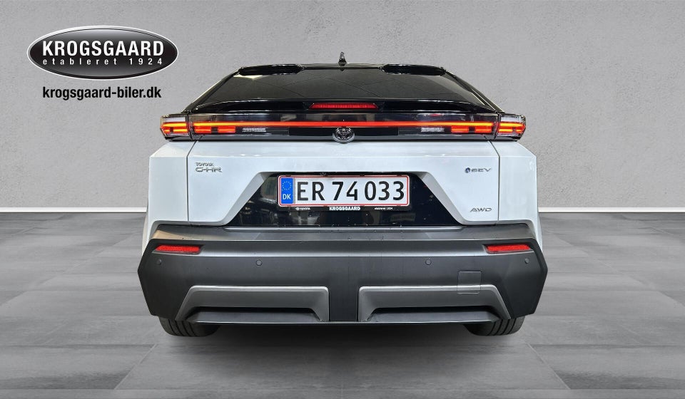 Toyota C-HR+ 77 Executive AWD 5d
