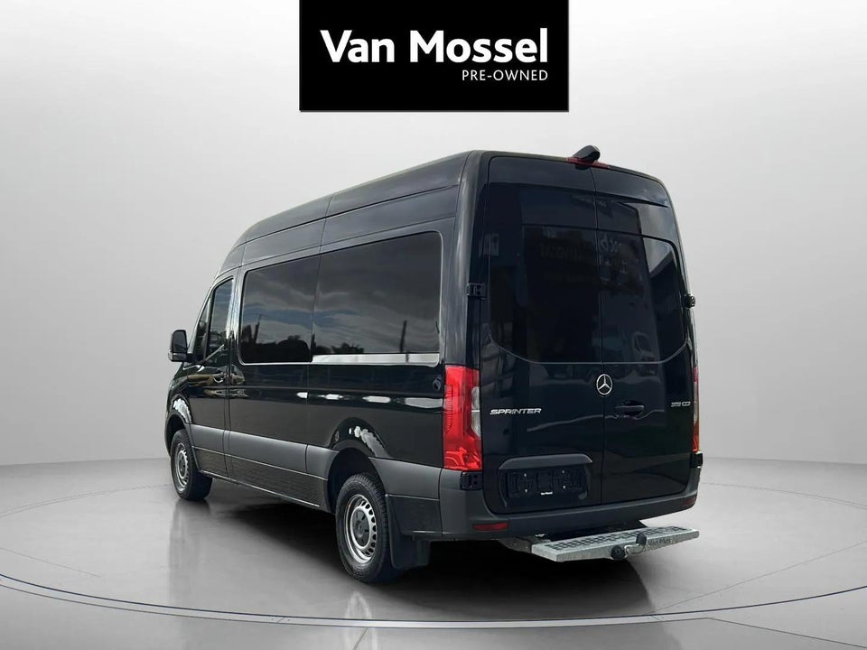 Mercedes Sprinter 319 2,0 CDi A2 Kassevogn aut. RWD