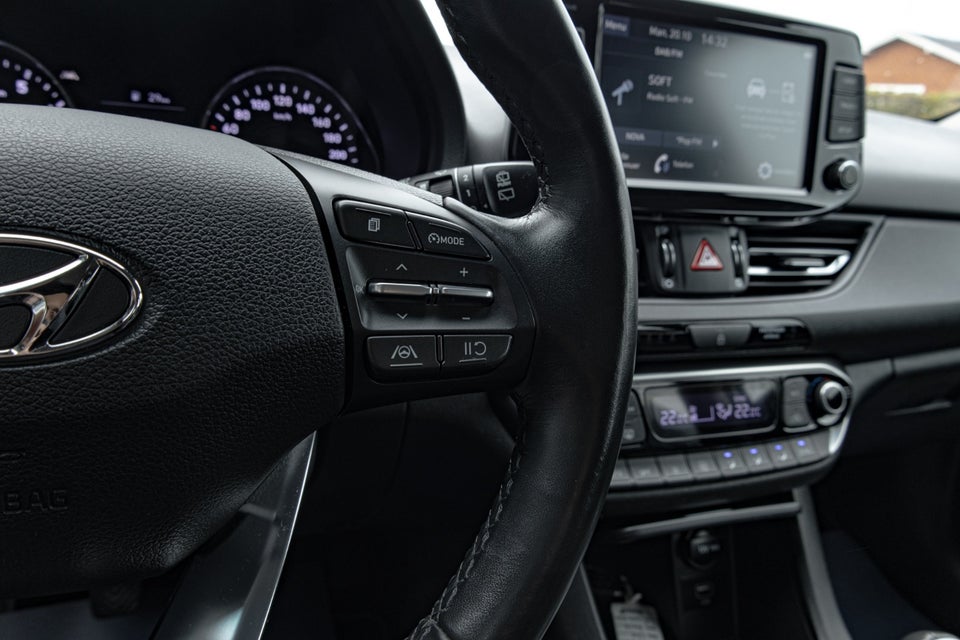 Hyundai i30 1,0 T-GDi Essential stc. 5d