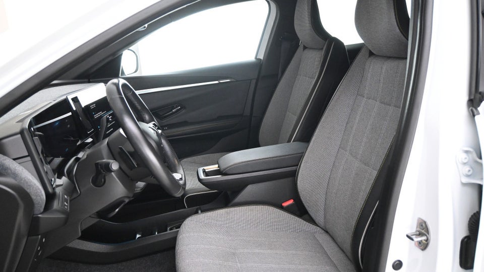 Renault Megane E-Tech 60 Techno 5d