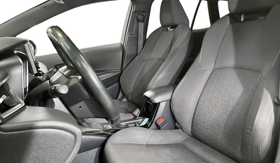 Toyota Corolla 1,8 Hybrid H3 Smart Touring Sports MDS 5d