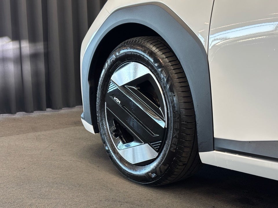 Kia EV4 58 Standard Range Access 5d