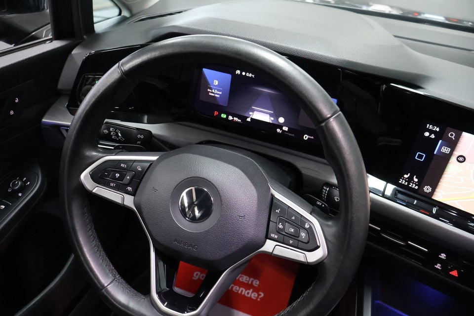 VW Golf VIII 1,5 eTSi 150 Style Variant DSG 5d