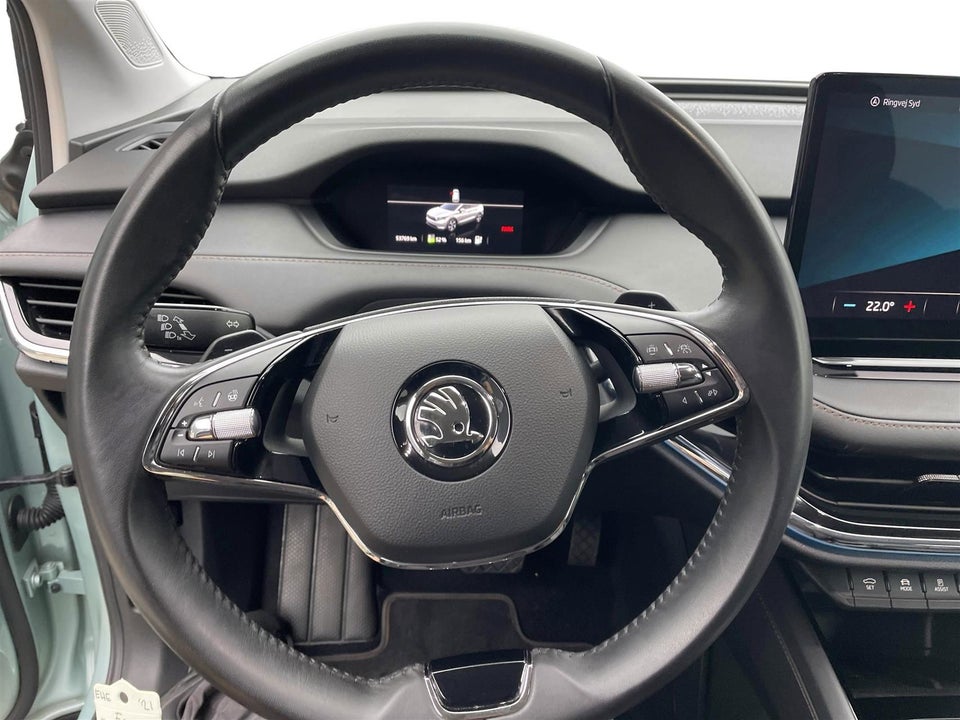 Skoda Enyaq 60 iV Plus 5d