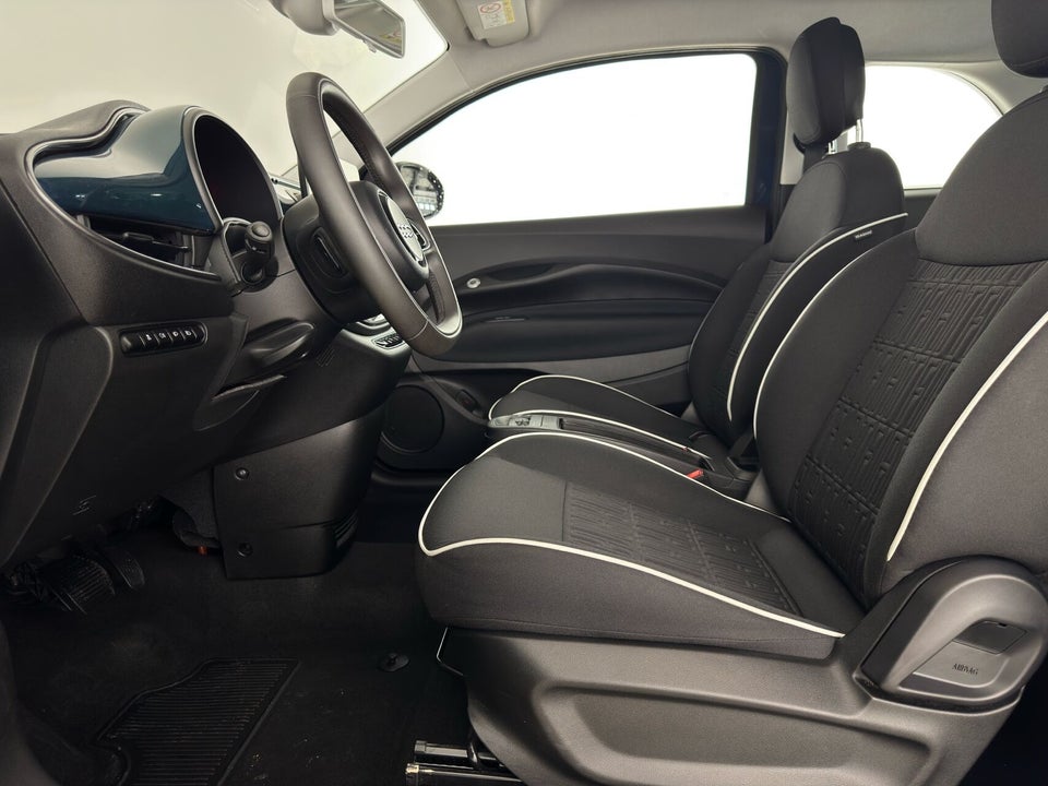 Fiat 500e 24 Action 3d