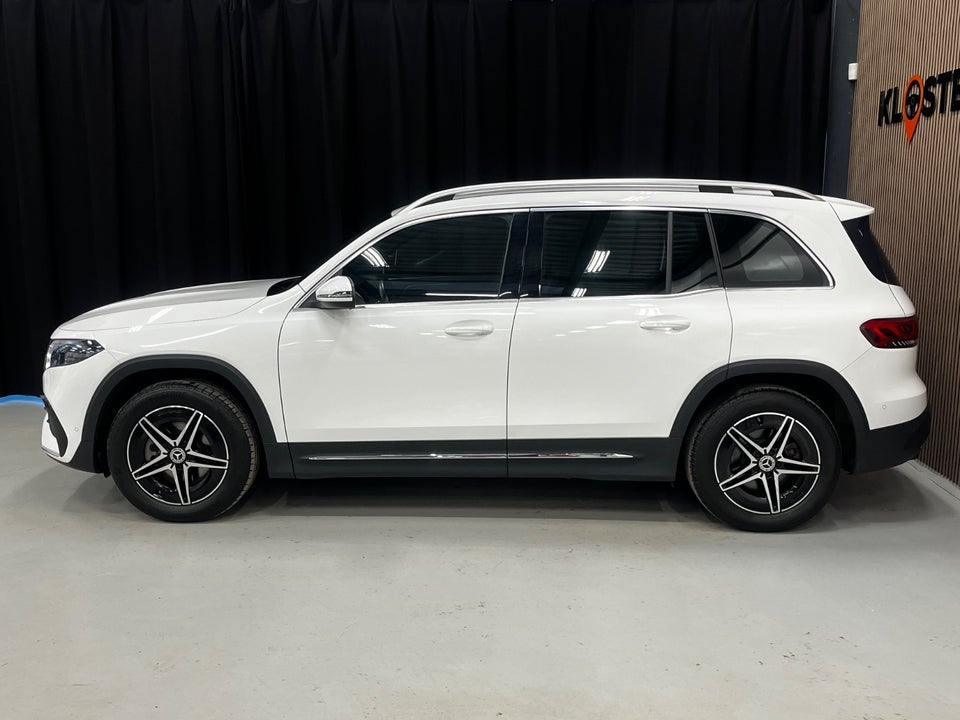 Mercedes EQB250 AMG Line 5d