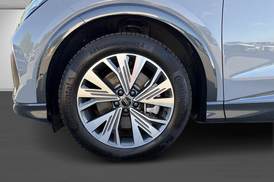 Audi Q4 e-tron 45 Progress 5d