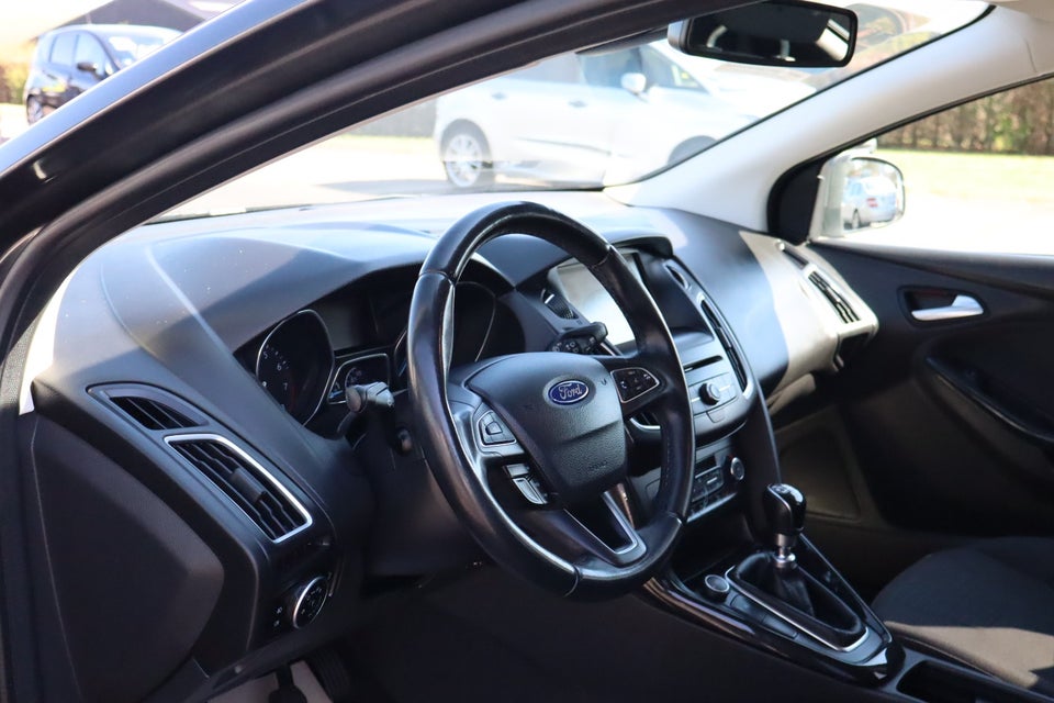 Ford Focus 1,0 SCTi 125 Titanium stc. 5d