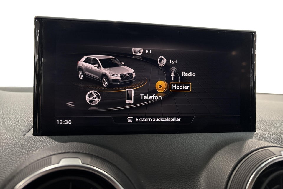 Audi Q2 35 TFSi Prestige S-tr. 5d