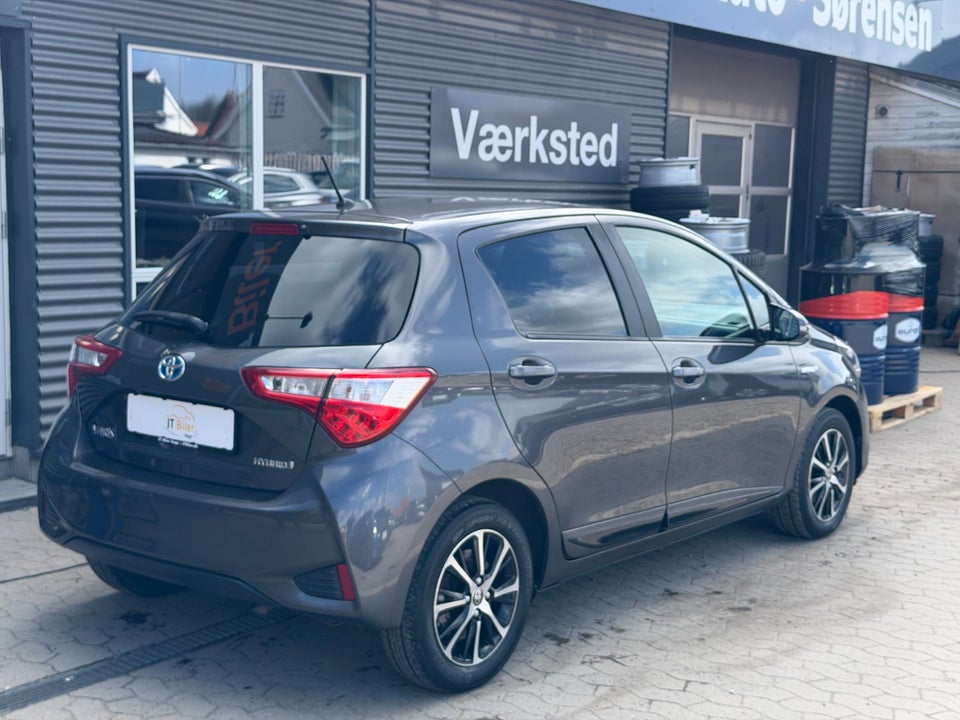 Toyota Yaris 1,5 Hybrid H3 Smart e-CVT 5d