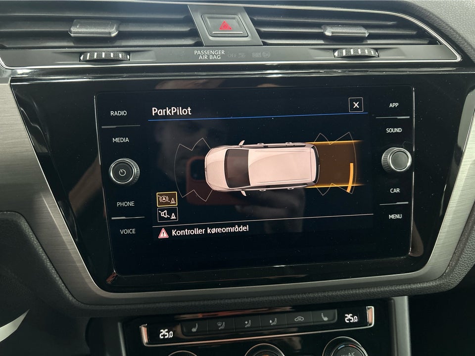 VW Touran 1,6 TDi 115 Comfortline DSG 7prs 5d