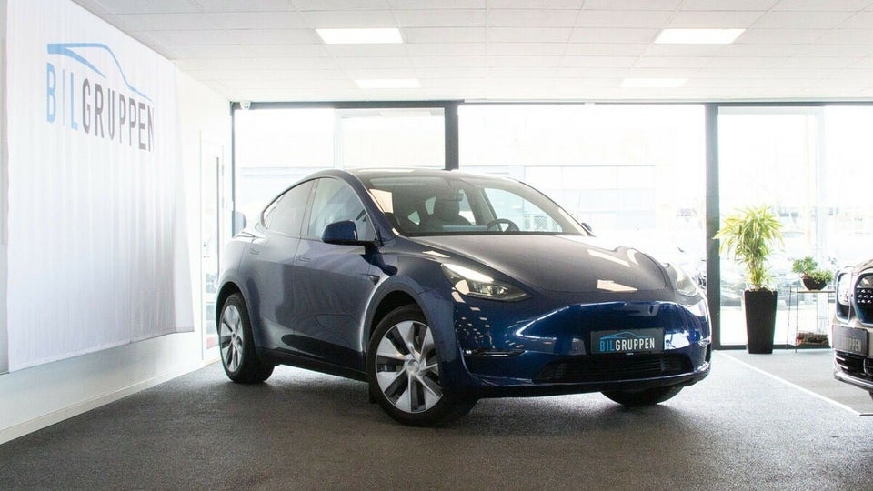 Tesla Model Y RWD 5d