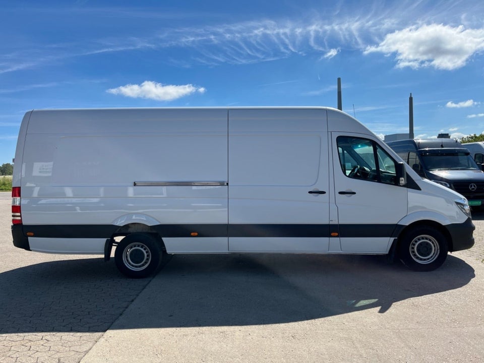 Mercedes Sprinter 316 2,2 CDi R3L Kassevogn aut. 5d