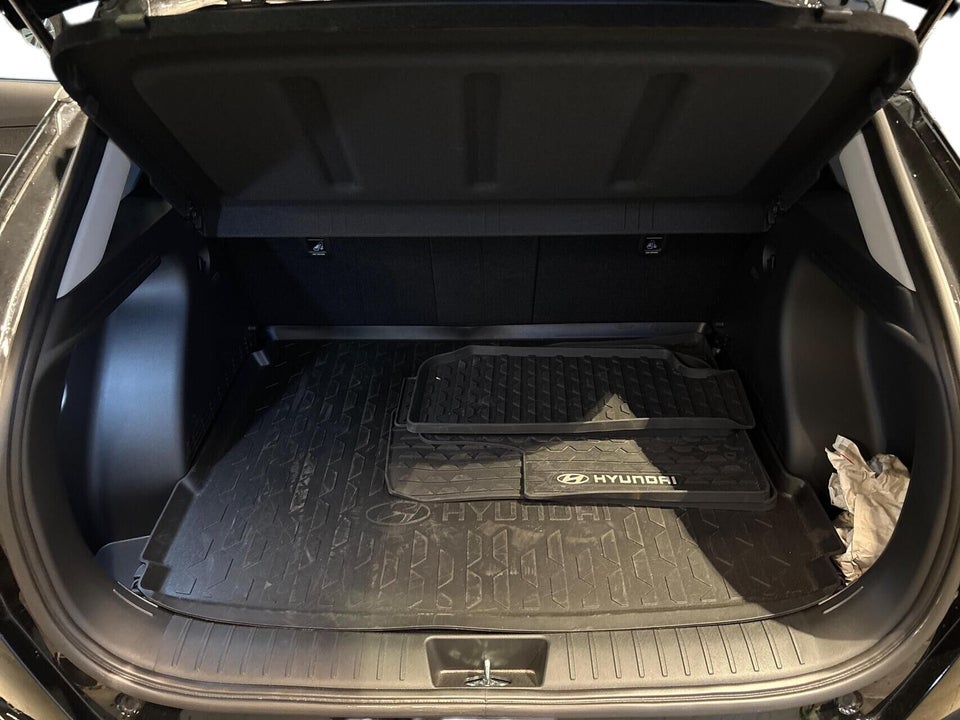 Hyundai Kona 65 EV Essential 5d