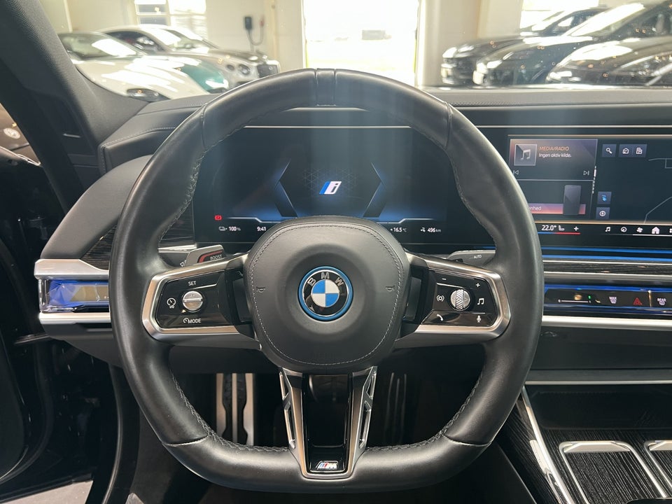 BMW i7 eDrive50 M-Sport 4d