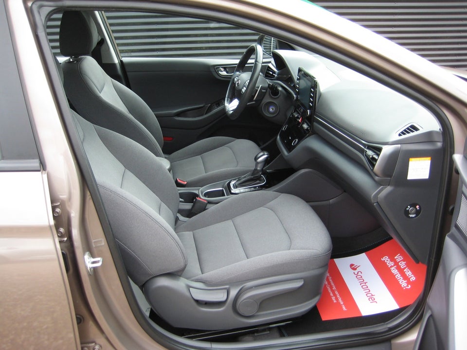 Hyundai Ioniq 1,6 PHEV Trend DCT 5d