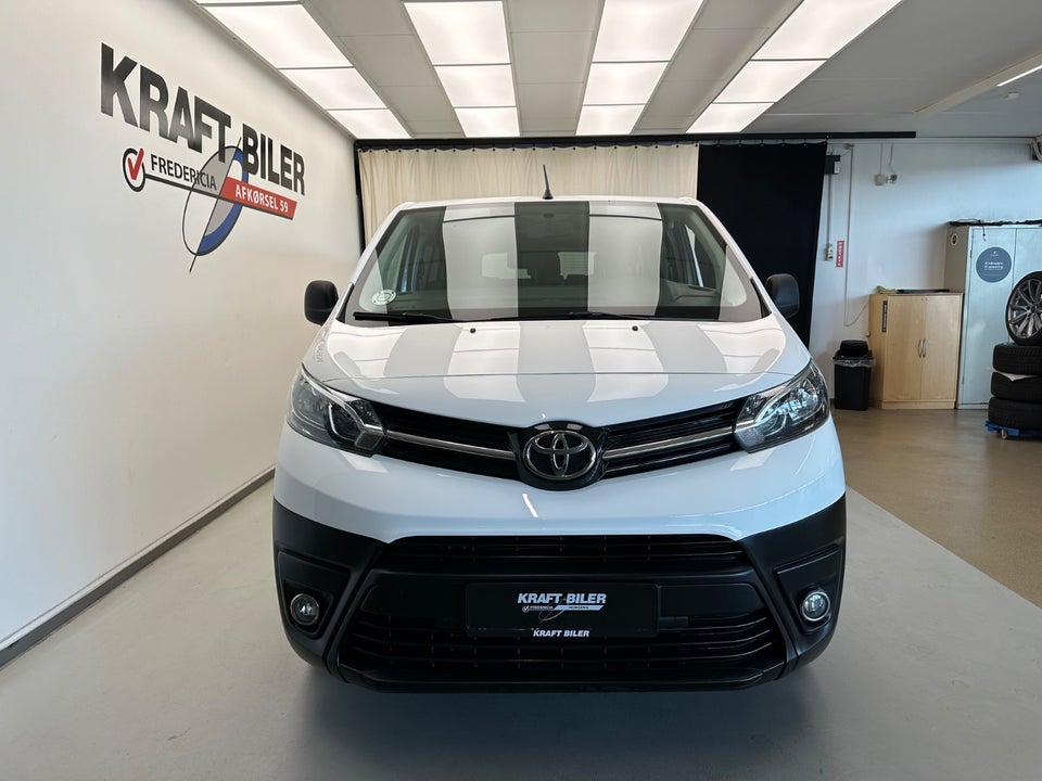 Toyota ProAce Verso 1,5 D 120 Long Combi 9prs 5d