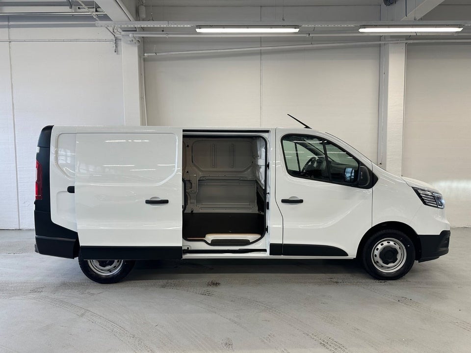 Renault Trafic 2,0 dCi 130 L2H1 Tekno