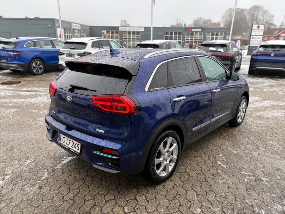 Kia e-Niro 64 Advance 5d